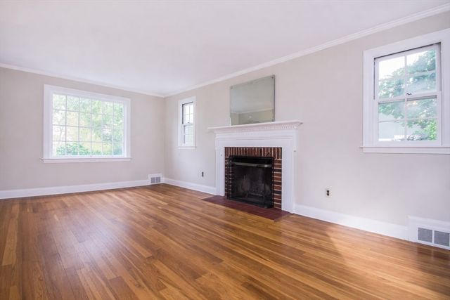 31 Montana, Holden, MA 01520