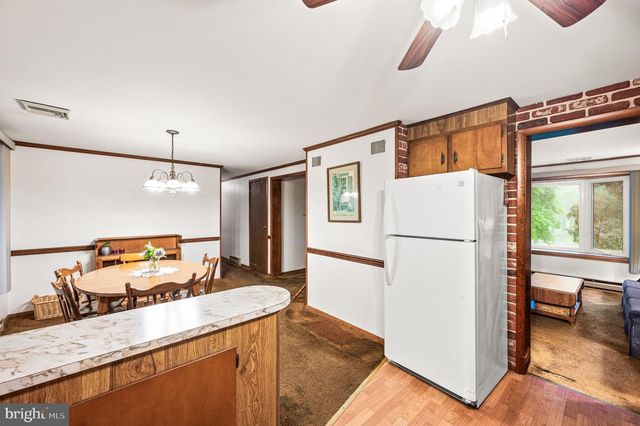 1505 HARVEY LN, Pottstown, PA 19465