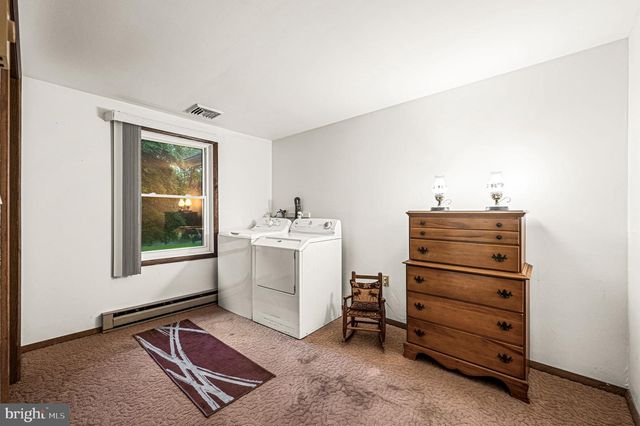 1505 HARVEY LN, Pottstown, PA 19465