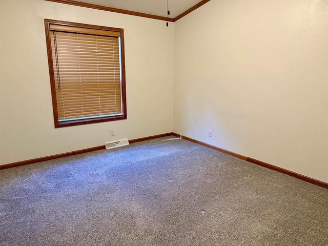 N13403 US HIGHWAY 141, Wausaukee, WI 54177