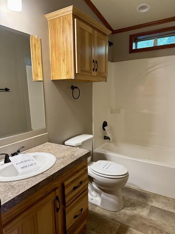 N13403 US HIGHWAY 141, Wausaukee, WI 54177