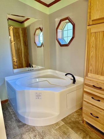 N13403 US HIGHWAY 141, Wausaukee, WI 54177