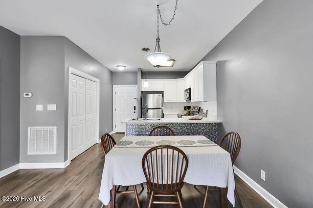 608 W Brown Street Apt F, Southport, NC 28461