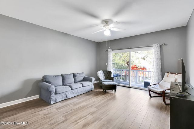 608 W Brown Street Apt F, Southport, NC 28461