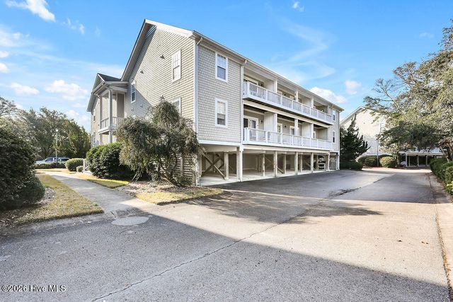 608 W Brown Street Apt F, Southport, NC 28461