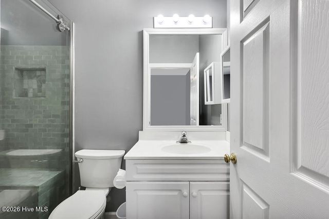 608 W Brown Street Apt F, Southport, NC 28461