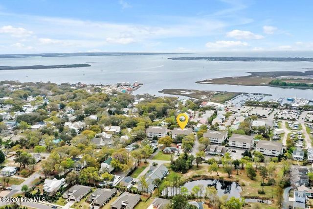 608 W Brown Street Apt F, Southport, NC 28461