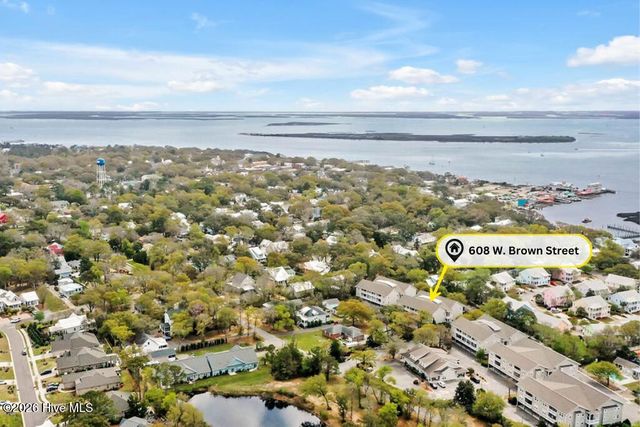 608 W Brown Street Apt F, Southport, NC 28461