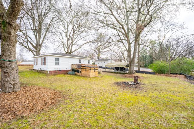 2703 Glendale Avenue, Kannapolis, NC 28081