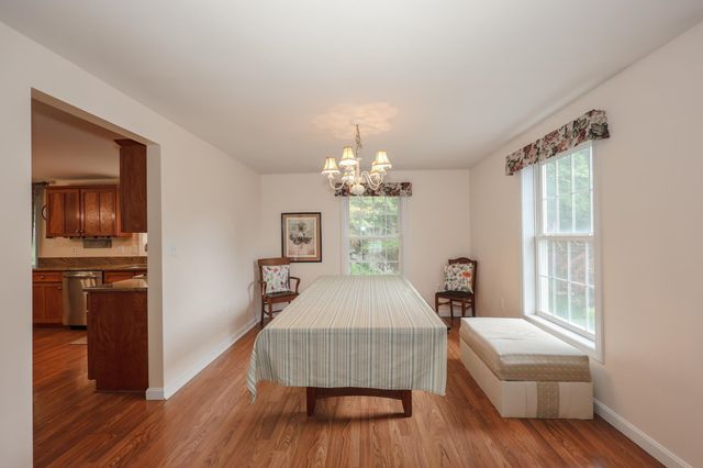 13 Jump Lane, Hudson, NH 03051