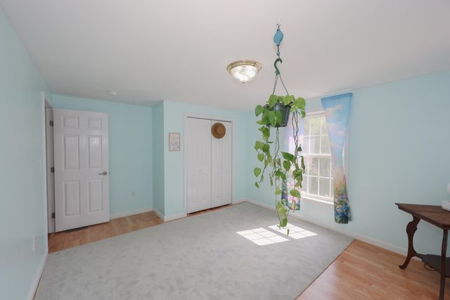 13 Jump Lane, Hudson, NH 03051