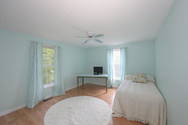 13 Jump Lane, Hudson, NH 03051