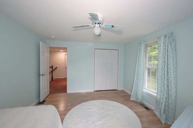 13 Jump Lane, Hudson, NH 03051