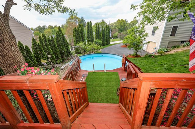 13 Jump Lane, Hudson, NH 03051
