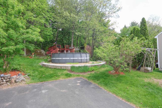 13 Jump Lane, Hudson, NH 03051