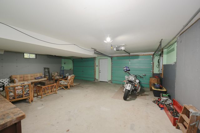 13 Jump Lane, Hudson, NH 03051