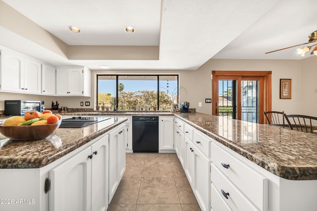 1121 W ASTER Drive, Phoenix, AZ 85029