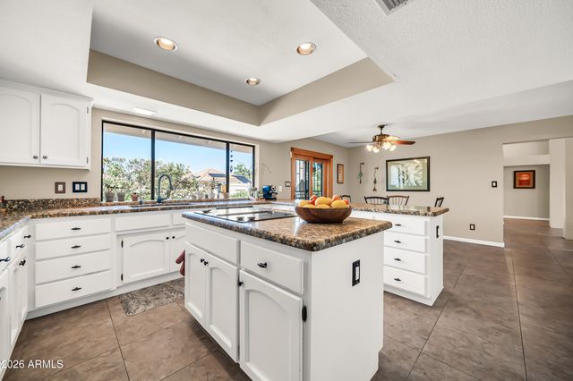 1121 W ASTER Drive, Phoenix, AZ 85029