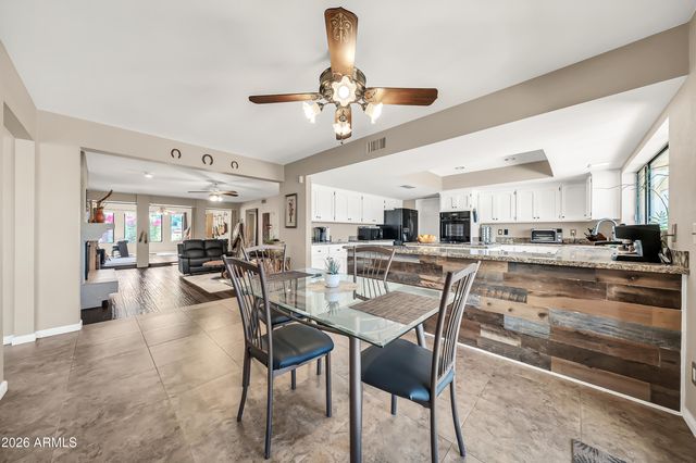 1121 W ASTER Drive, Phoenix, AZ 85029