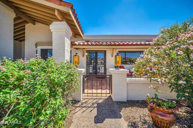 1121 W ASTER Drive, Phoenix, AZ 85029