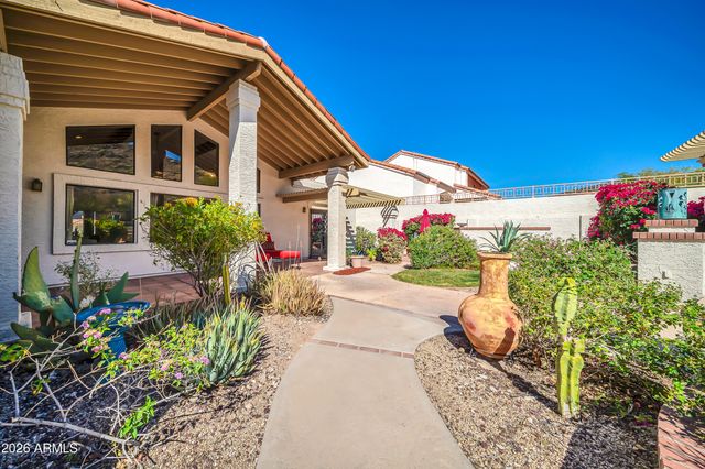 1121 W ASTER Drive, Phoenix, AZ 85029