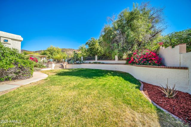 1121 W ASTER Drive, Phoenix, AZ 85029