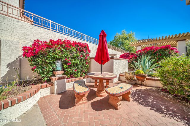 1121 W ASTER Drive, Phoenix, AZ 85029