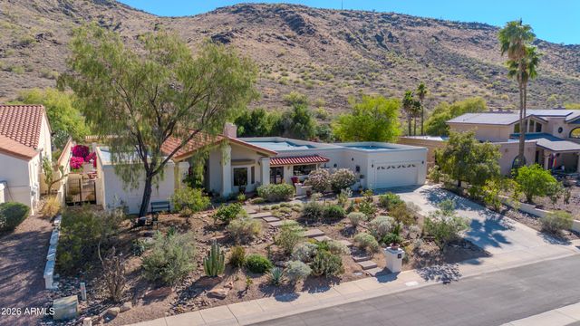 1121 W ASTER Drive, Phoenix, AZ 85029