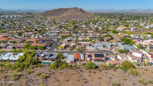 1121 W ASTER Drive, Phoenix, AZ 85029