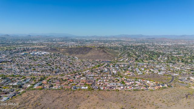 1121 W ASTER Drive, Phoenix, AZ 85029