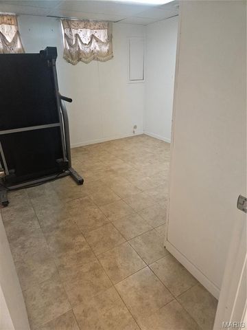 3113 Ashby Road, St Louis, MO 63074