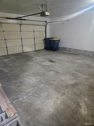 3113 Ashby Road, St Louis, MO 63074