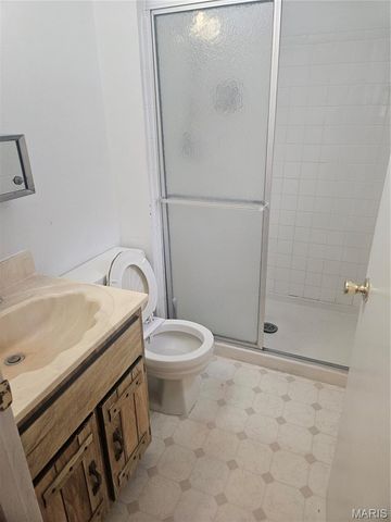 3113 Ashby Road, St Louis, MO 63074