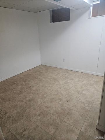 3113 Ashby Road, St Louis, MO 63074