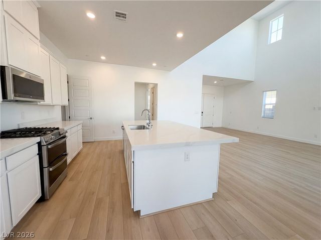 364 Portia Village Drive, Henderson, NV 89011