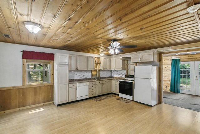 2053 Sauk Street, Friendship, WI 53934