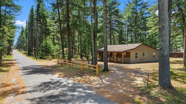 2053 Sauk Street, Friendship, WI 53934
