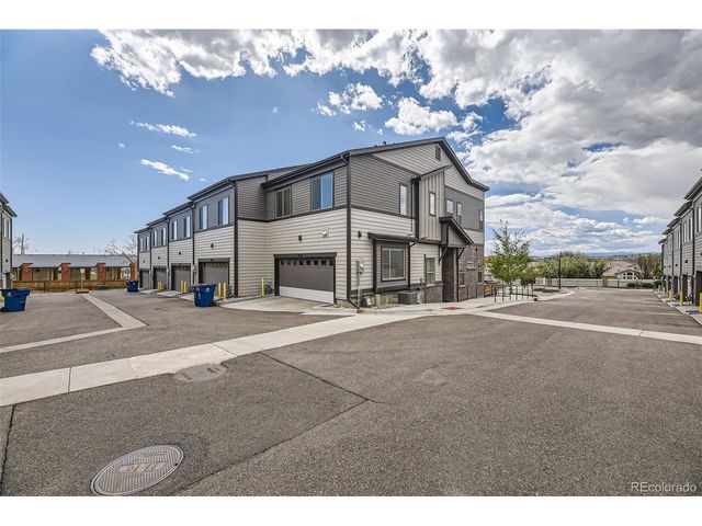 10117 Morrison Rd, Lakewood, CO 80227
