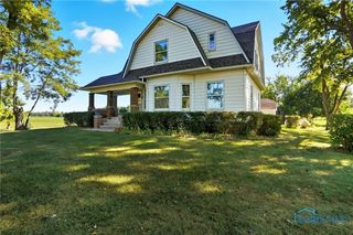 15560 Mccutcheonville Road, Pemberville, OH 43450