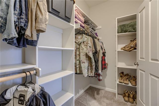 14145 Amanda Lane, Basehor, KS 66007