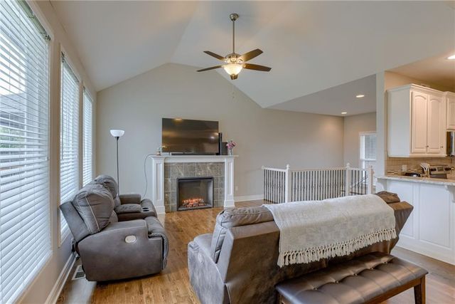 14145 Amanda Lane, Basehor, KS 66007