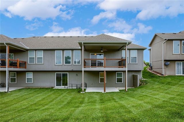 14145 Amanda Lane, Basehor, KS 66007
