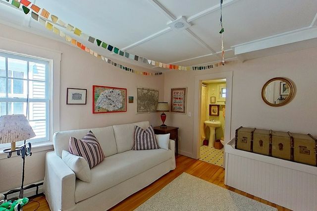 12 Sherman Street, Newport, RI 02840