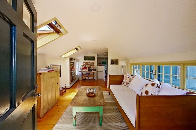 12 Sherman Street, Newport, RI 02840