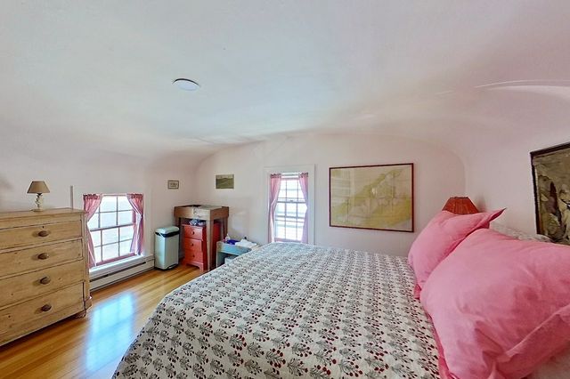 12 Sherman Street, Newport, RI 02840
