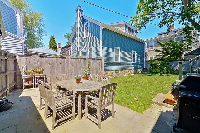 12 Sherman Street, Newport, RI 02840
