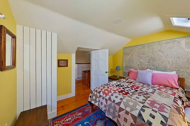 12 Sherman Street, Newport, RI 02840