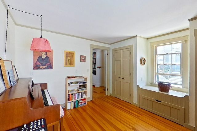 12 Sherman Street, Newport, RI 02840