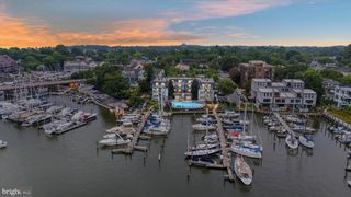 301 BURNSIDE ST #A 202, Annapolis, MD 21403