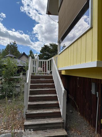 1920 E Meadow Ln, Post Falls, ID 83854